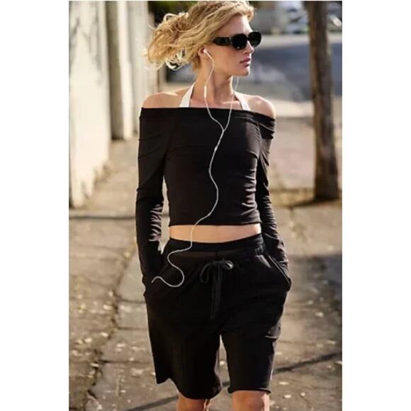 NEW Free People FP Movement Hot Shot Easy Set Medium Black Long Sleeve Shorts - Picture 3 of 10